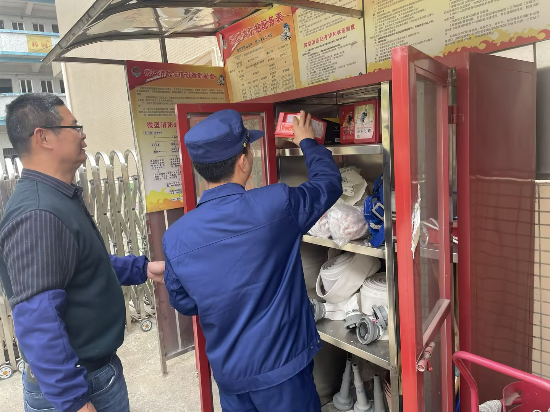 二中消防安全檢查.jpg